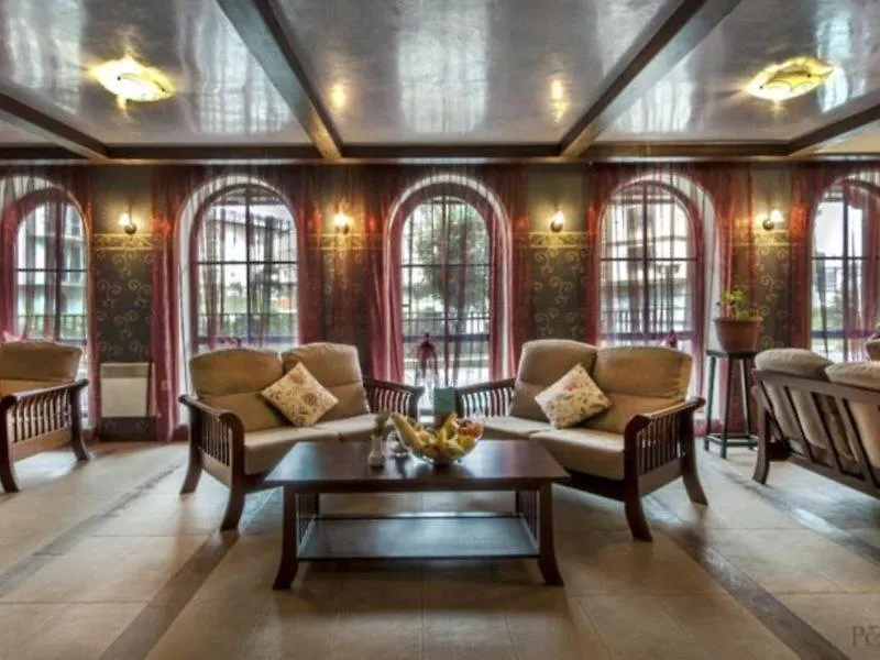 Grand Royale Apartment Complex & Spa バンスコ 4*,  ブルガリア